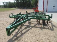 14 Ft John Deere Cultivator